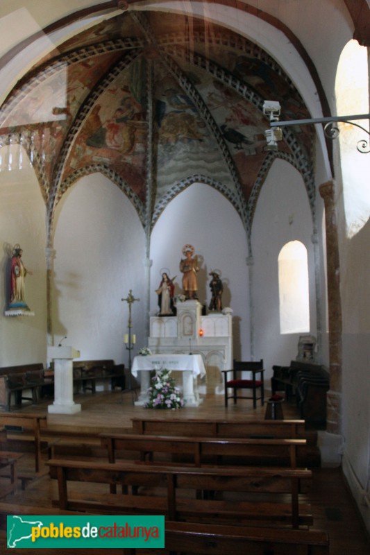 Garòs - Església de Sant Julià, interior
