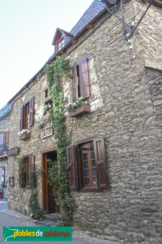 Garòs - Casa Solé (Foto: Albert Esteves, 2017) Garòs - Casa Solé