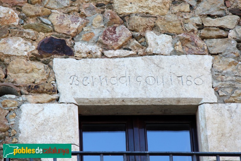 Torrent - Llinda a la casa de la muralla (Foto: Albert Esteves, 2017) Torrent - Llinda a la casa de la muralla
