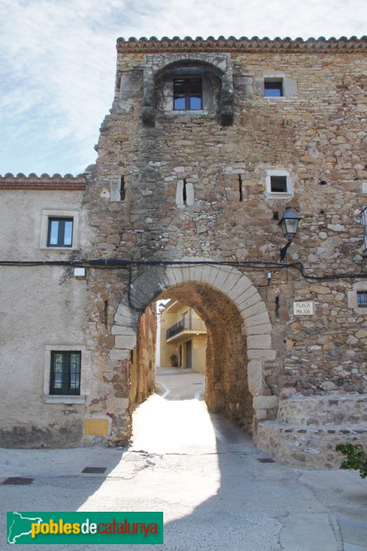 Torrent - Portal de la muralla (Foto: Albert Esteves, 2017) Torrent - Portal de la muralla