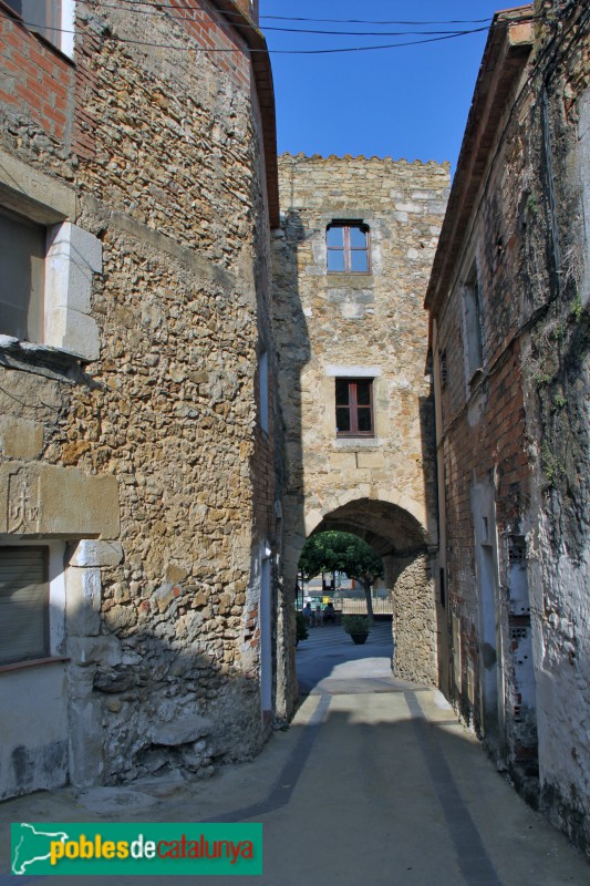 Torrent - Portal de la muralla (Foto: Albert Esteves, 2017) Torrent - Portal de la muralla
