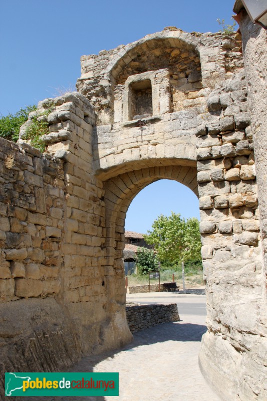 Peratallada - Portal de la Verge i pont del Fossat