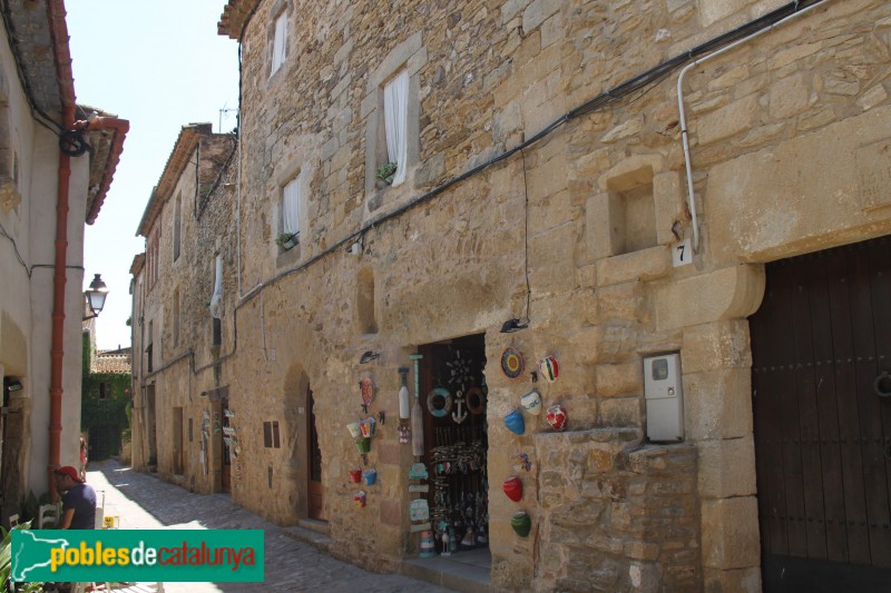 Peratallada - Carrer Major