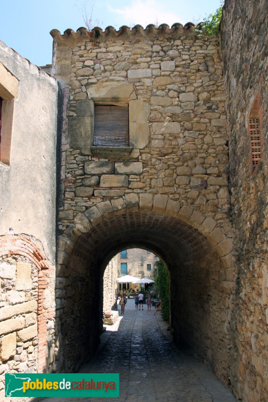 Peratallada (Foto: Albert Esteves, 2017) Peratallada