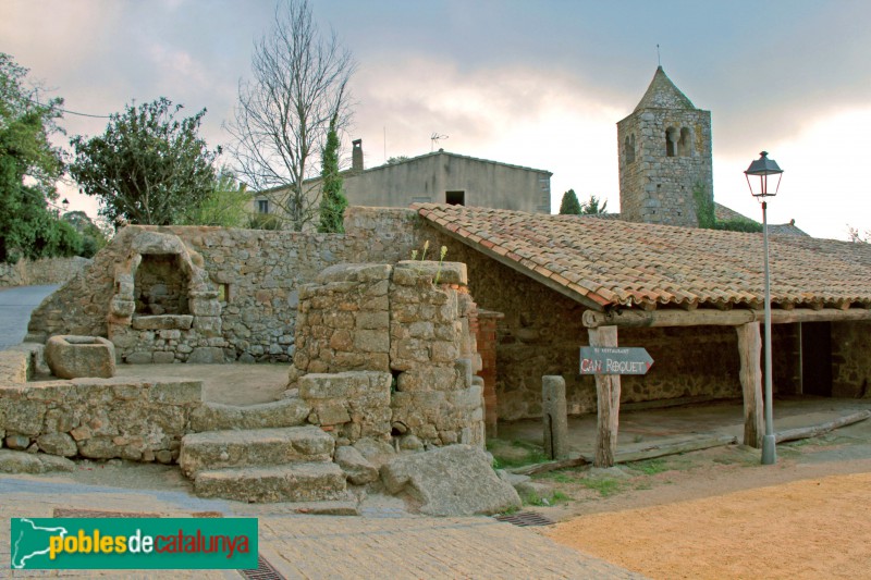 Santa Cristina d'Aro - Pou i font de Romanyà