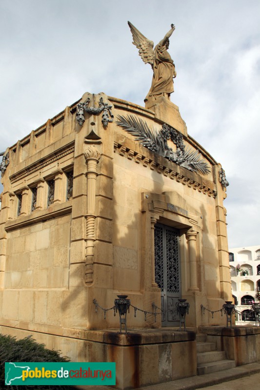 Canet de Mar - Panteó Pau Font