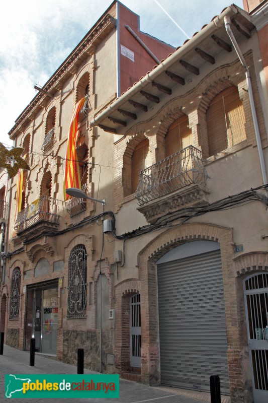 Torrelles de Llobregat - Casa Palet i veïna