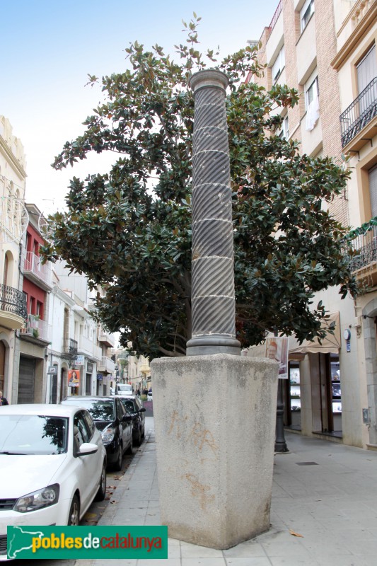 Canet de Mar - Escultura Aigües de la Vida