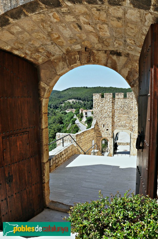 Castellet i la Gornal - Castell de Castellet, detall