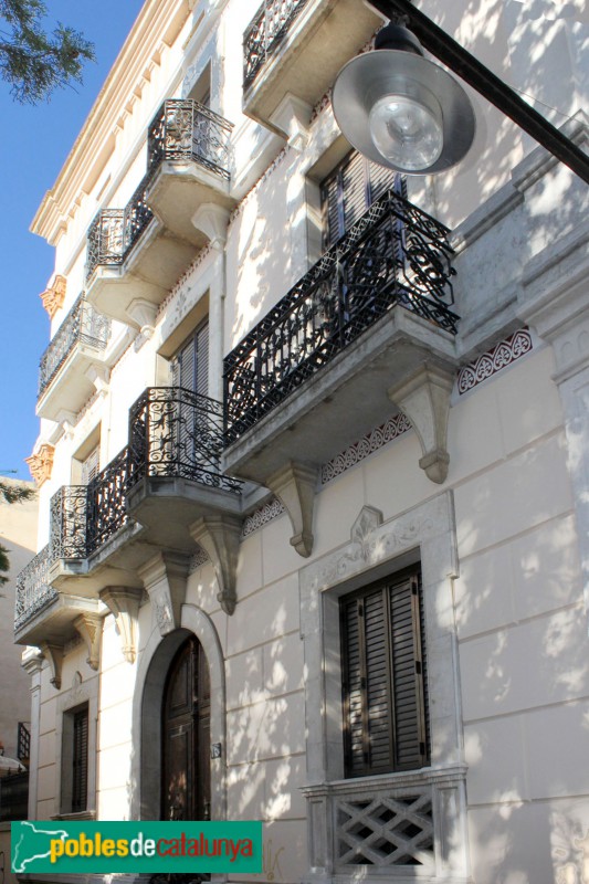 Lloret de Mar - Casa Font (Foto: Albert Esteves, 2011) Lloret de Mar - Casa Font