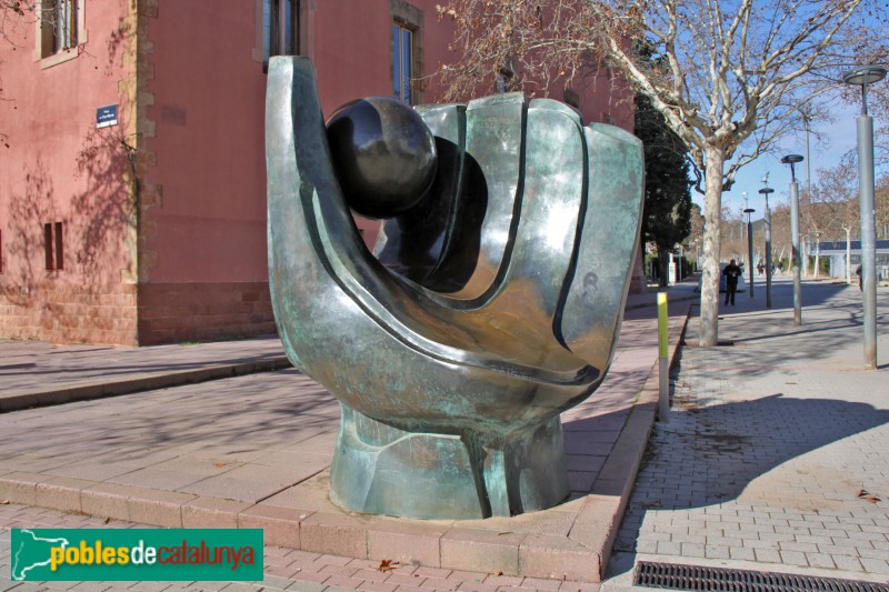 Viladecans - El Guant de Beisbol (Foto: Albert Esteves, 2018) Viladecans - El Guant de Beisbol