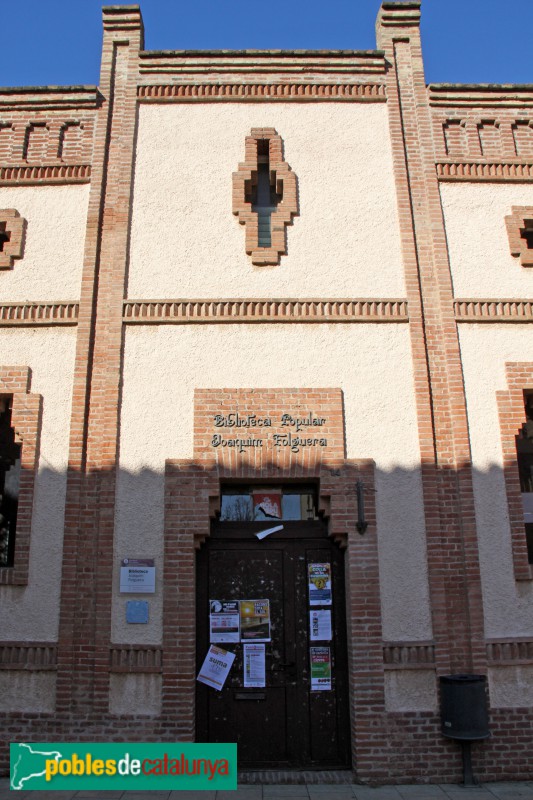 Colònia Güell - Centre parroquial (Foto: Albert Esteves, 2018) Colònia Güell - Centre parroquial