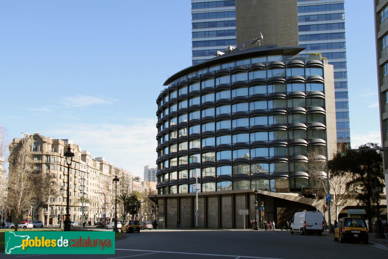 Barcelona - Plaça Francesc Macià, 10 (Foto: Albert Esteves, 2018) Barcelona - Plaça Francesc Macià, 10