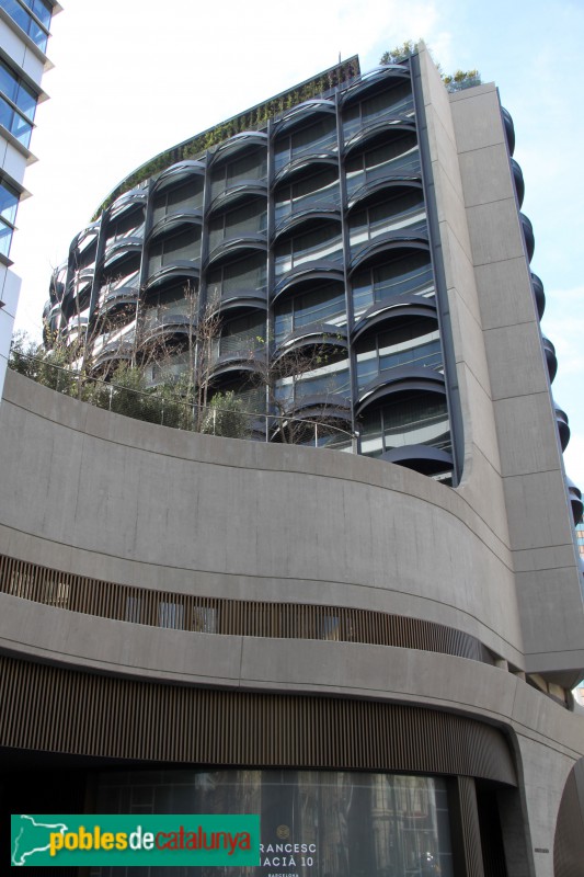 Barcelona - Plaça Francesc Macià, 10 (Foto: Albert Esteves, 2018) Barcelona - Plaça Francesc Macià, 10