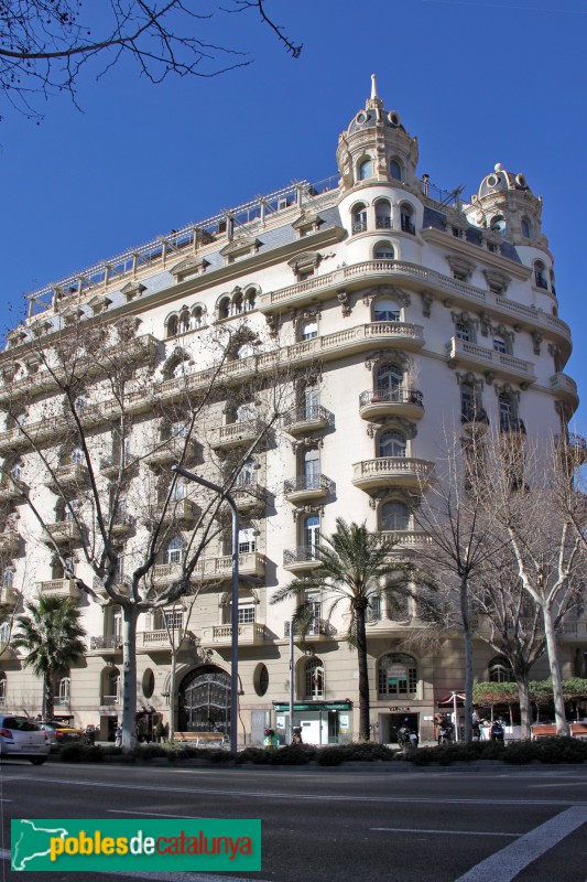 Barcelona - Diagonal, 516-524 (Foto: Albert Esteves, 2018) Barcelona - Diagonal, 516-524