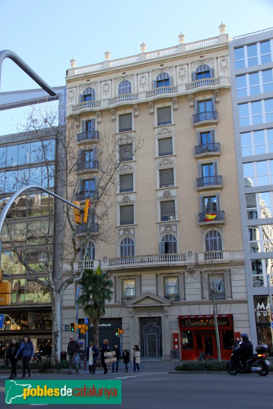 Barcelona - Diagonal, 405 (Foto: Albert Esteves, 2018) Barcelona - Diagonal, 405