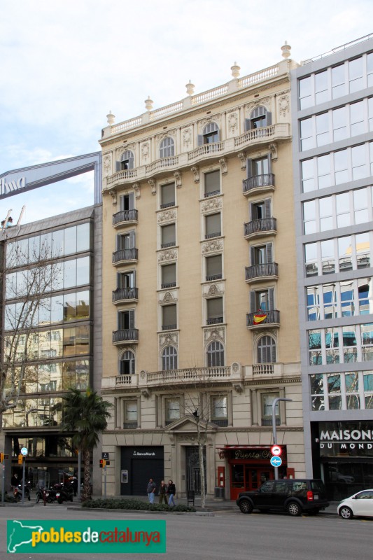 Barcelona - Diagonal, 405 (Foto: Albert Esteves, 2018) Barcelona - Diagonal, 405