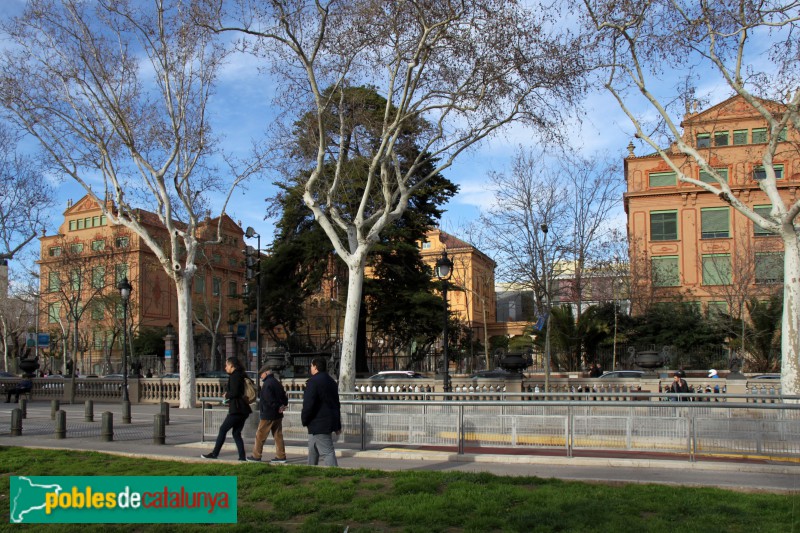 Barcelona - Grup Escolar Pere Vila