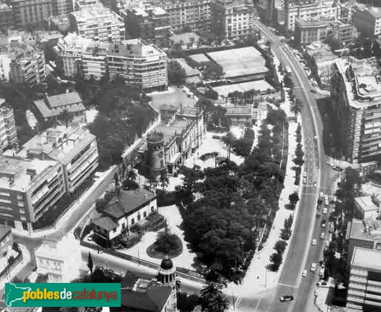 Barcelona - Via Augusta, 226, antic palau dels comtes de Fígols i casa annexa