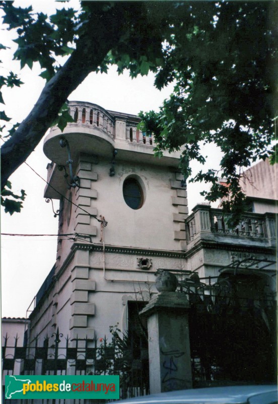 Santa Coloma de Gramenet - Casa del passeig Mn. Jaume Gordi, 27