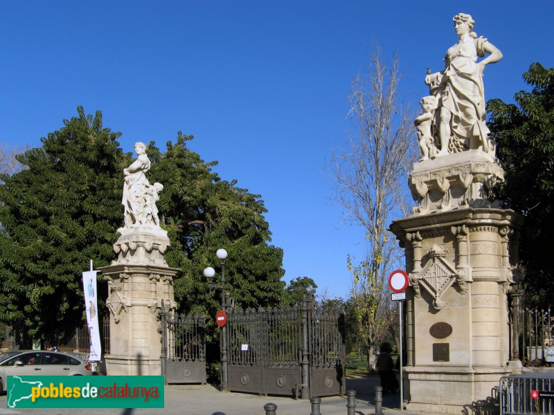 Barcelona - Parc de la Ciutadella - Porta del passeig Picasso