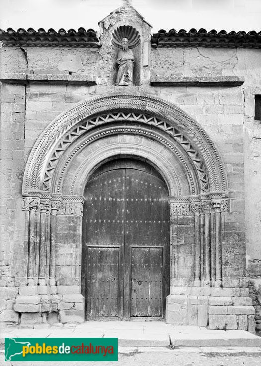 Vilagrassa - Portada de l'església de Santa Maria