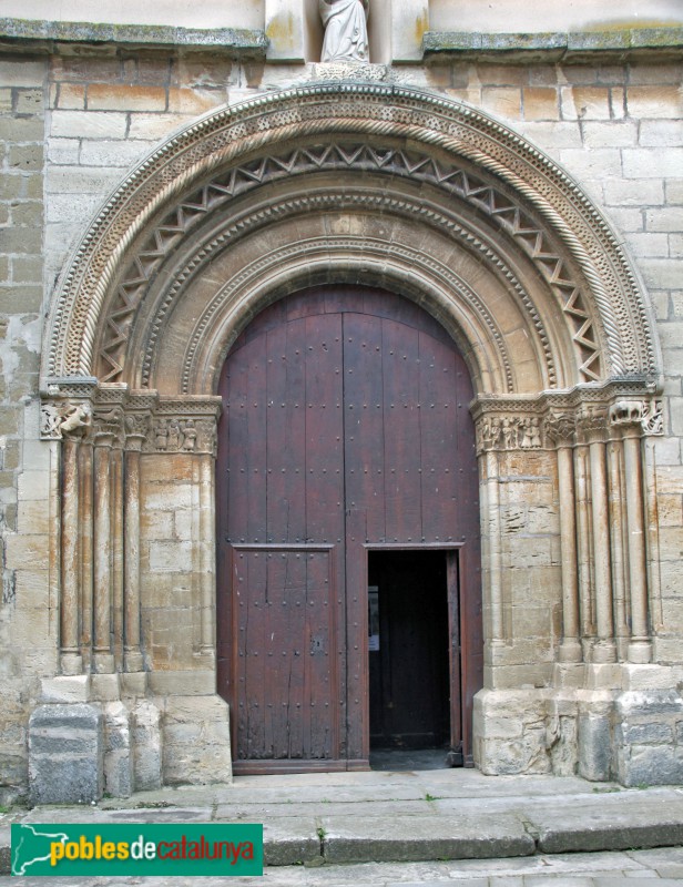 Vilagrassa - Portalada de l'església de Santa Maria