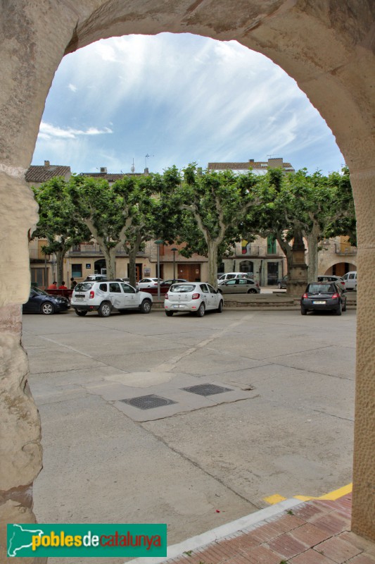 Verdú - Plaça Major (Foto: Albert Esteves, 2018) Verdú - Plaça Major