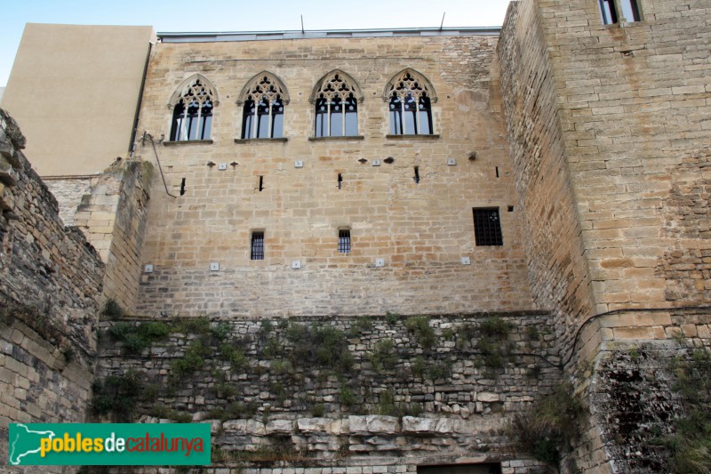 Verdú - Castell, mur sobre la muralla