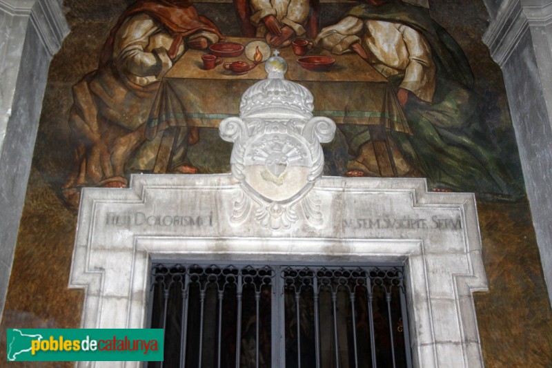 Tàrrega - Església de Santa Maria, porta d'una capella lateral (Foto: Albert Esteves, 2018) Tàrrega - Església de Santa Maria, porta d'una capella lateral