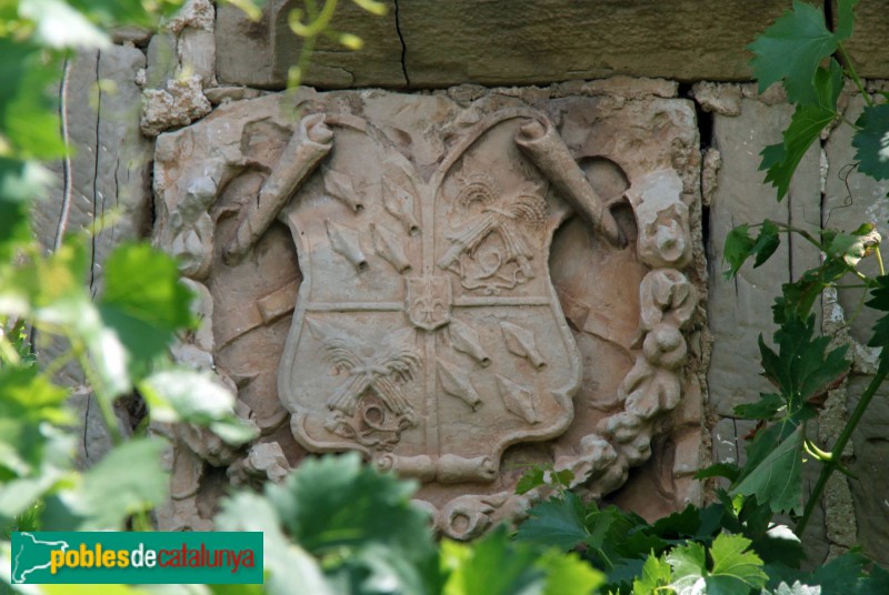 Tàrrega - Claravalls, Castell, escut del portal (Foto: Albert Esteves, 2018) Tàrrega - Claravalls, Castell, escut del portal