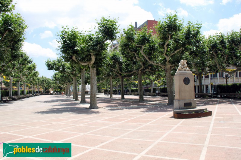 Tàrrega - Monument a Ramon Carnicer