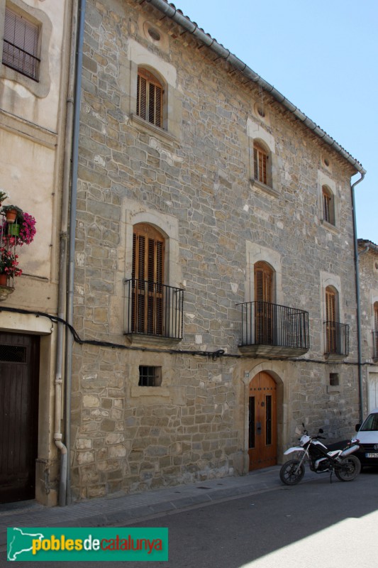 Tornabous - Carrer Major (Foto: Albert Esteves, 2018) Tornabous - Carrer Major