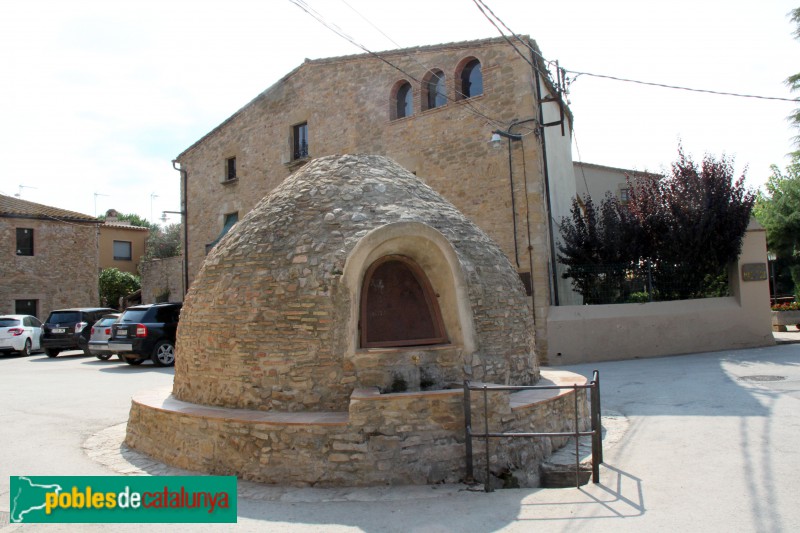 Palau-sator - Font de la plaça