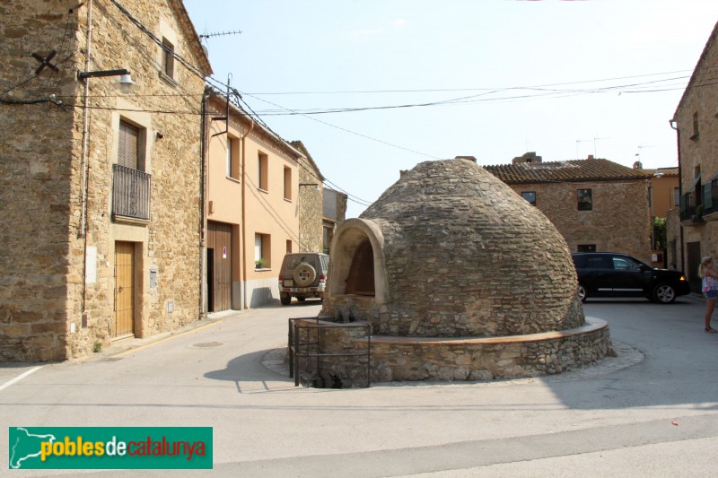 Palau-sator - Font de la plaça