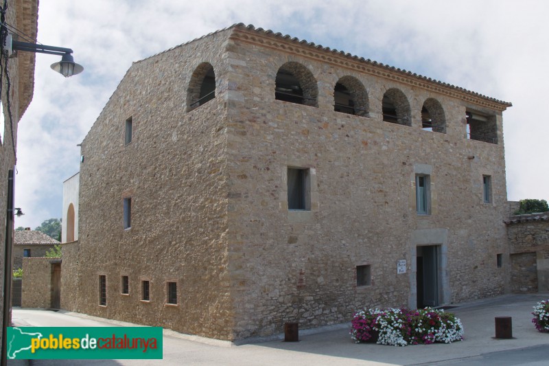 Palau-sator - Sant Feliu de Boada, mas Pou de la Font