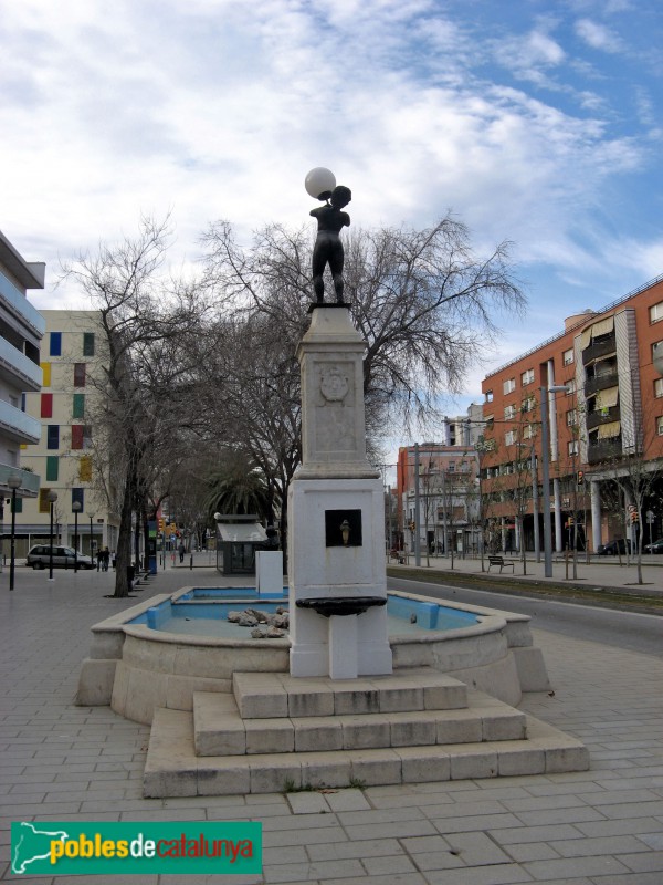 Sant Adrià de Besòs - Font de la placeta Macià