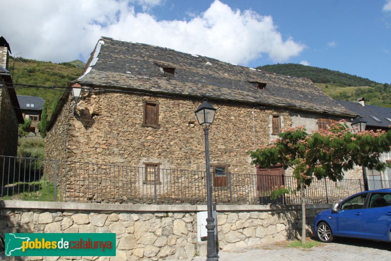 Betlan - Casa del poble