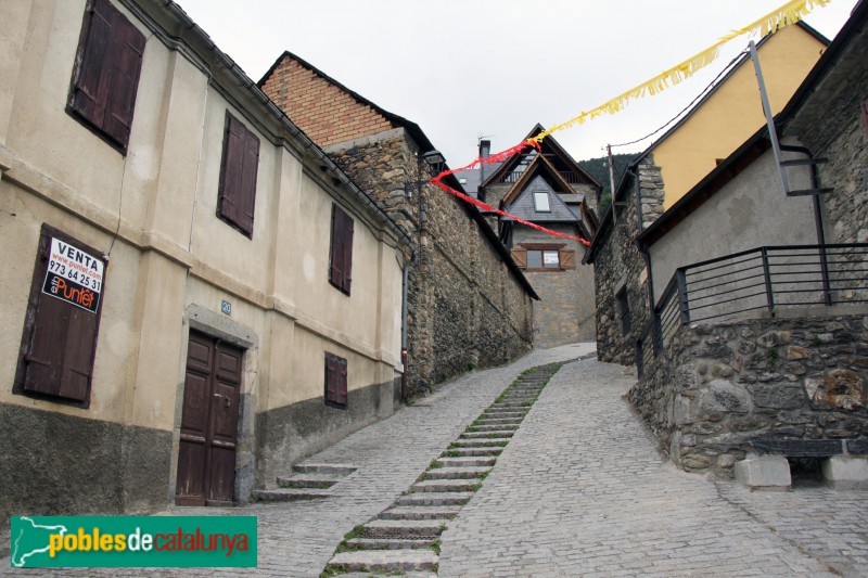 Gausac - Carrer Major (Foto: Albert Esteves, 2018) Gausac - Carrer Major
