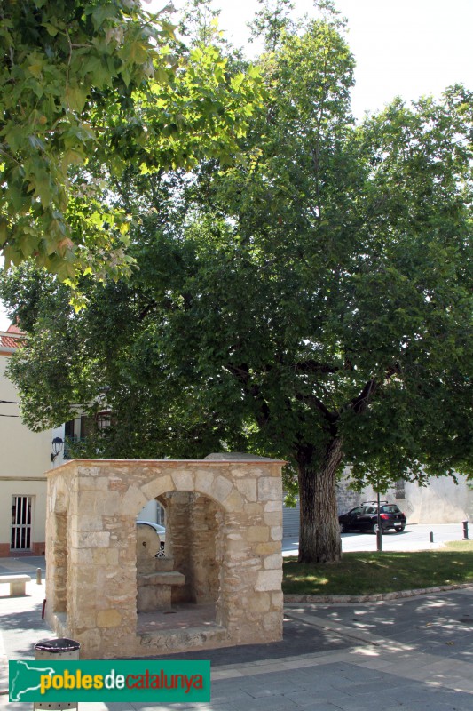 Banyeres del Penedès - Font de la plaça de l'Om