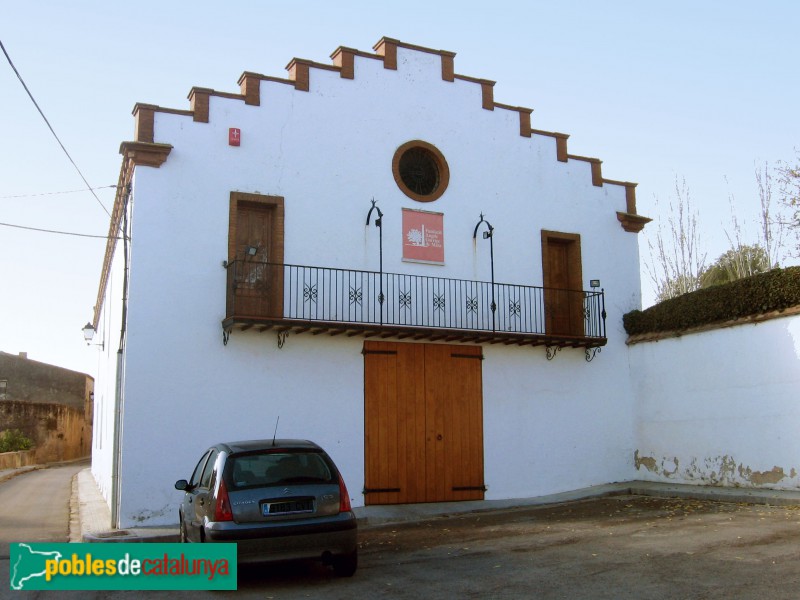 Banyeres del Penedès - Saifores. Cal Mata, celler