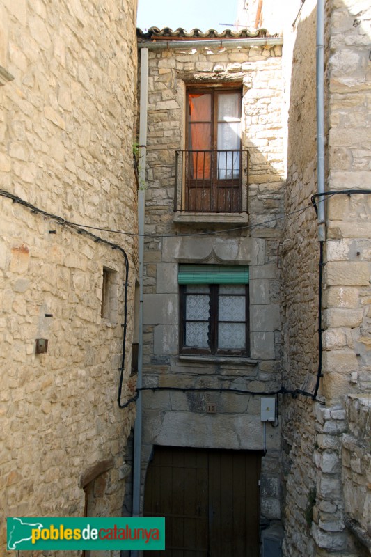 Guimerà - Plaça Major, cal Negre