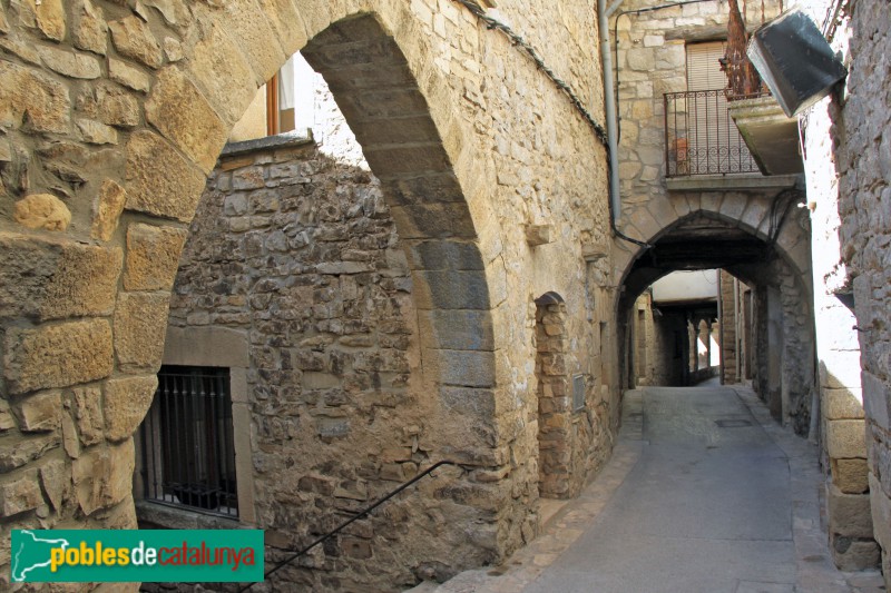 Guimerà - Porxos del carrer de la Goleta (Foto: Albert Esteves, 2018) Guimerà - Porxos del carrer de la Goleta