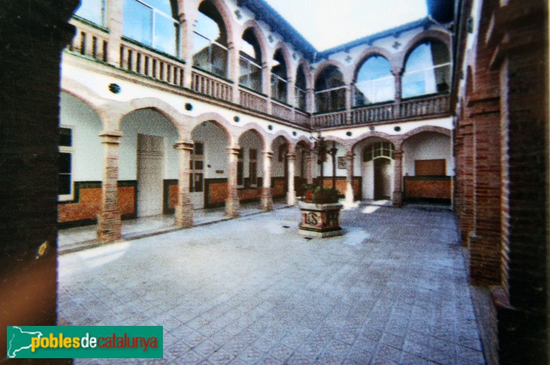 L'Arboç - Hospital de Sant Antoni, claustre