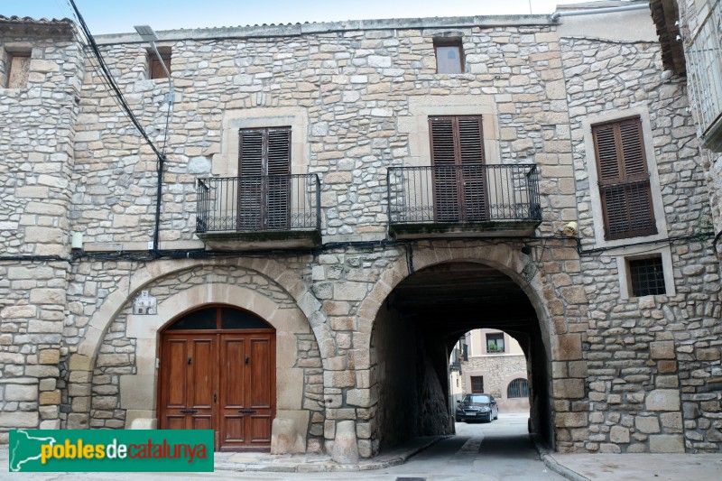 Sant Martí de Maldà - Cal Monfà i Portal de Llevant