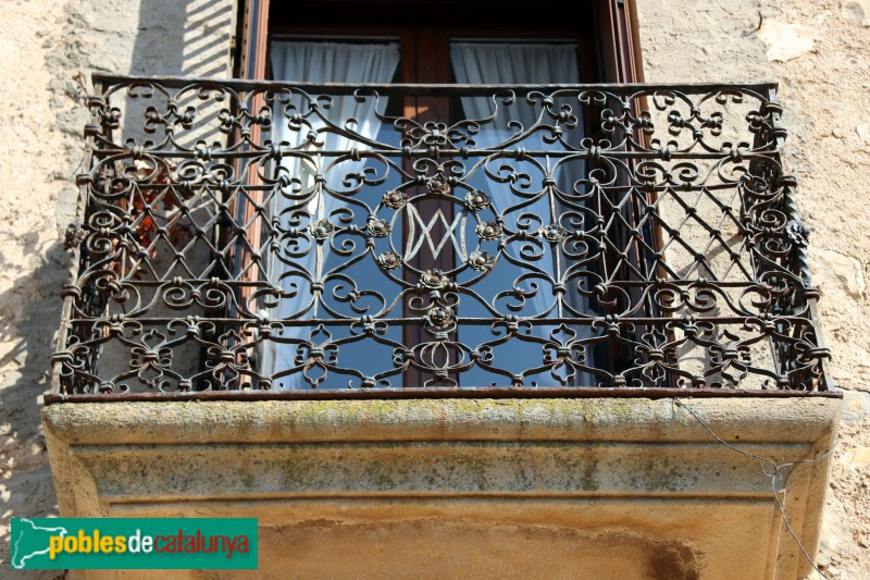 Sant Martí de Riucorb - Cal Bellart (Rocafort de Vallbona), façana del carrer de la Costa (Foto: Albert Esteves, 2018) Sant Martí de Riucorb - Cal Bellart (Rocafort de Vallbona), façana del carrer de la Costa