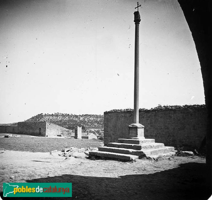 Sant Martí de Riucorb - Creu de Llorenç de Rocafort