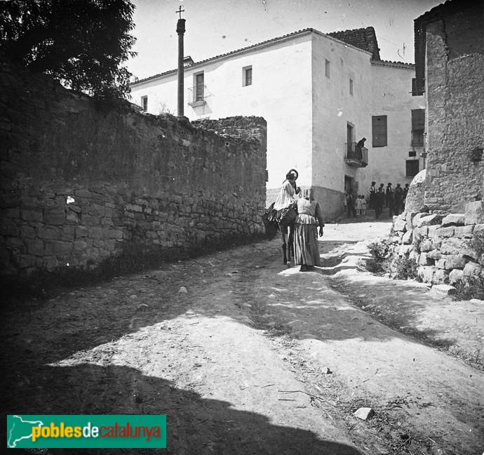 Sant Martí de Riucorb - Creu de Llorenç de Rocafort