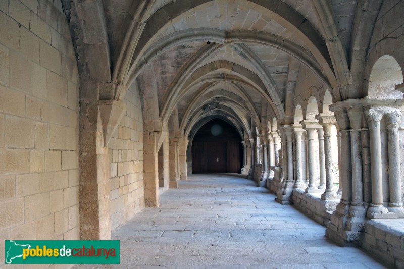 Vallbona de les Monges - Claustre del monestir. Galeria sud