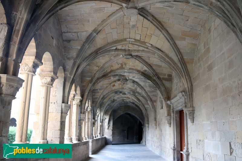 Vallbona de les Monges - Claustre del monestir. Galeria oest